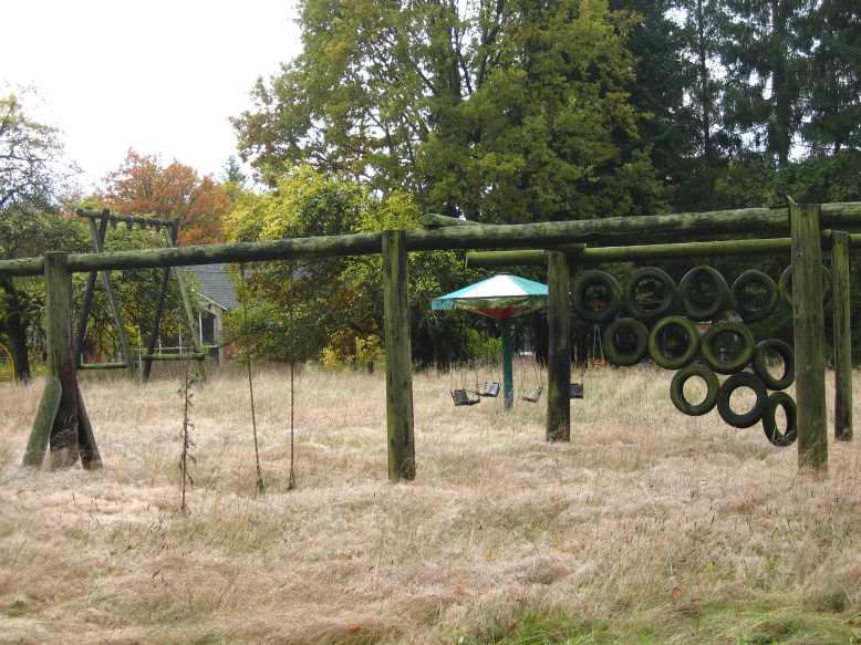 Spielpl. - am Sachsenhaus