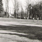 Neuer - Sportplatz zwischen Verw. + Gärtnerei
